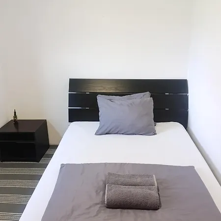 Quiet For Four People Apartment